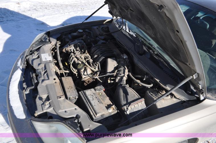 image for item F2177 2002 Mercury Sable GS