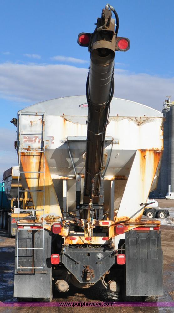 image for item F2180 1986 Kenworth W900 dry fertilizer tender truck