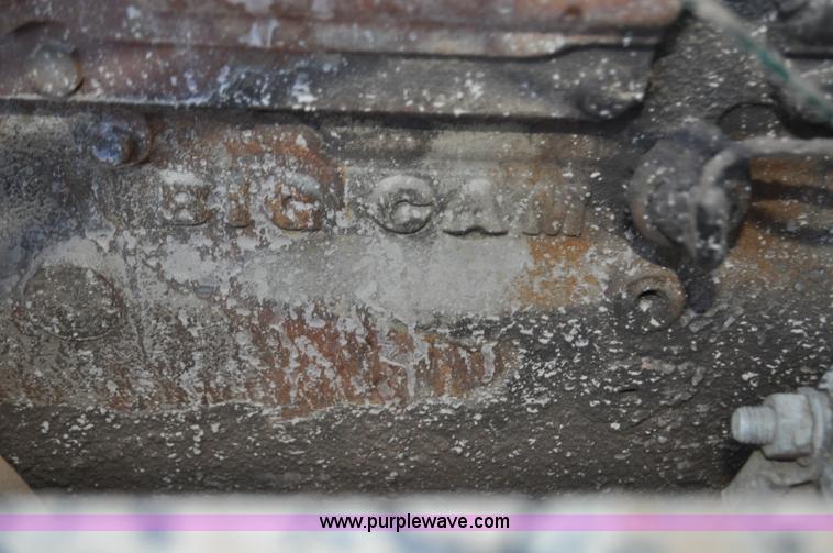 image for item F2180 1986 Kenworth W900 dry fertilizer tender truck