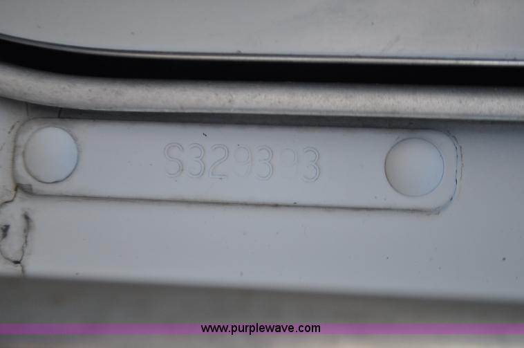 image for item F2180 1986 Kenworth W900 dry fertilizer tender truck