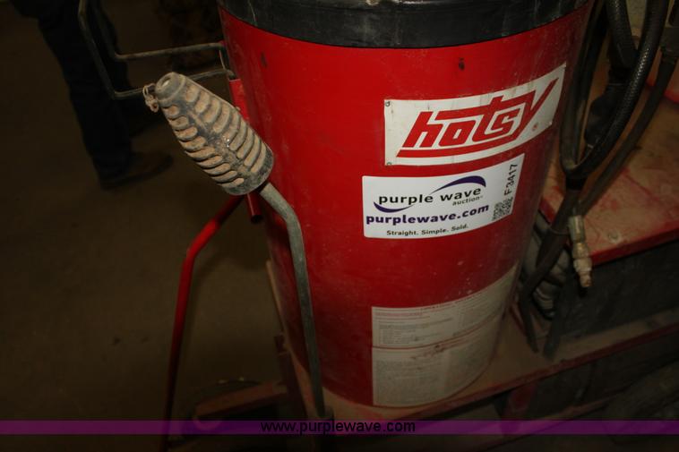 image for item F3417 Hotsy 980B hot water pressure washer