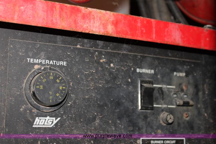 image for item F3417 Hotsy 980B hot water pressure washer