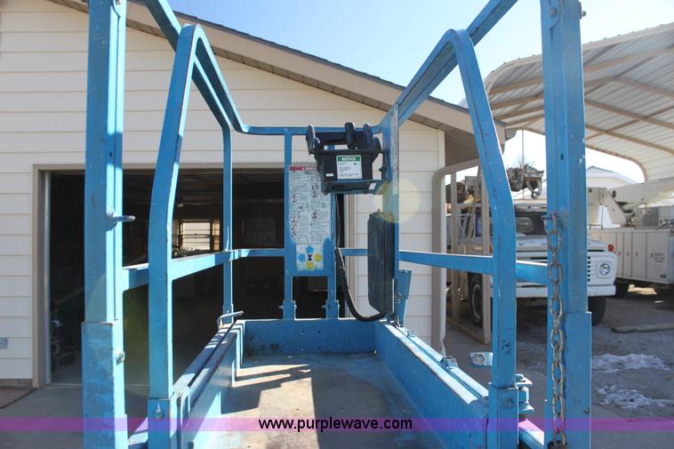 image for item F3436 Genie GS1930 scissor lift