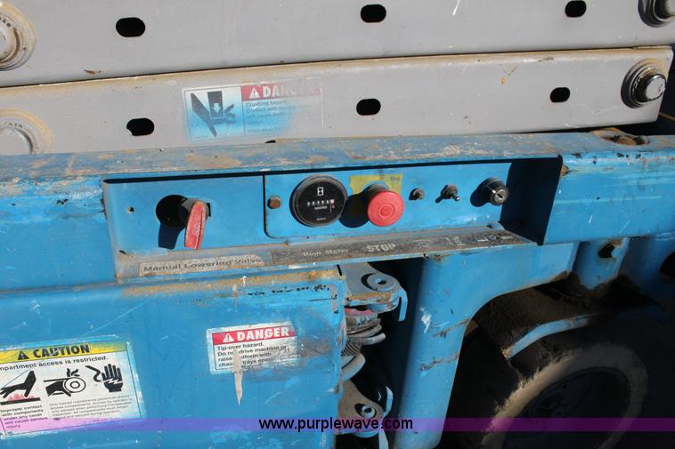 image for item F3436 Genie GS1930 scissor lift