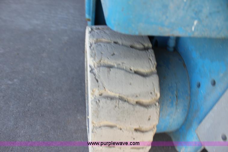 image for item F3436 Genie GS1930 scissor lift