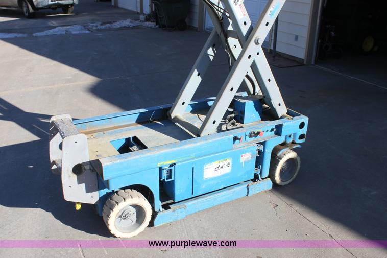 image for item F3436 Genie GS1930 scissor lift