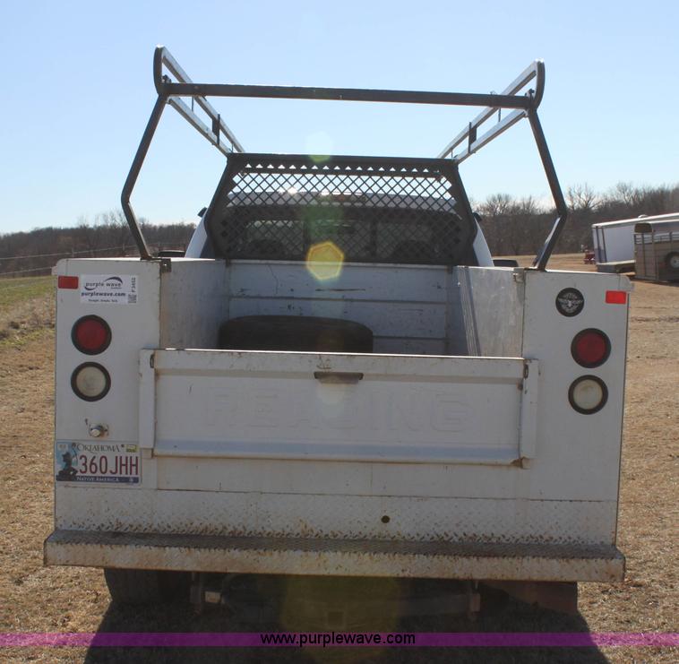 image for item F3452 2008 Ford F250 Super Duty XLT utility truck