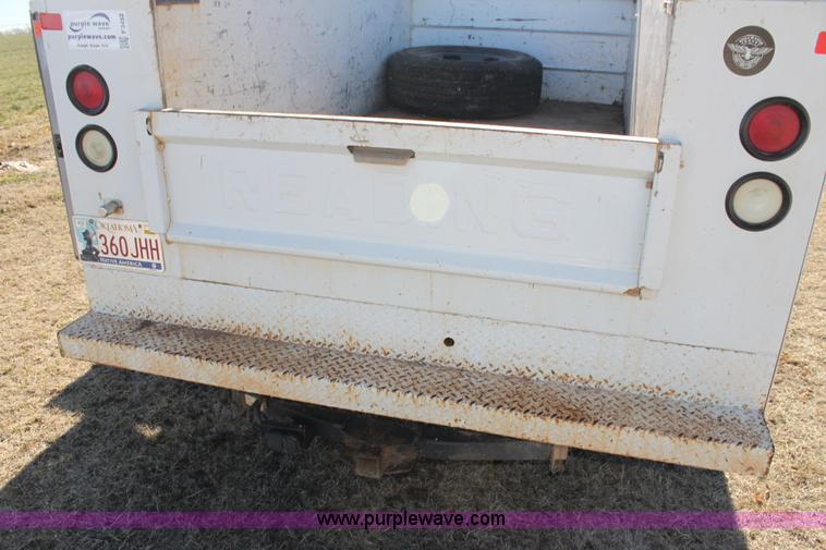 image for item F3452 2008 Ford F250 Super Duty XLT utility truck