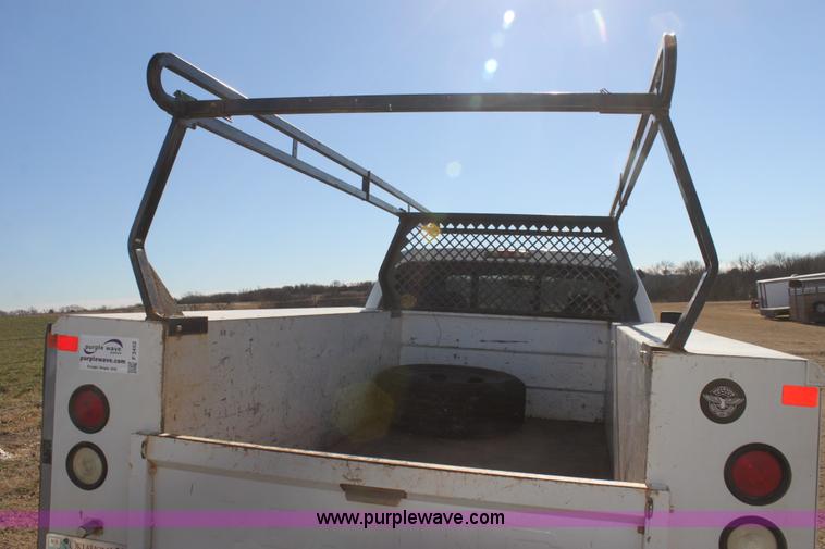 image for item F3452 2008 Ford F250 Super Duty XLT utility truck