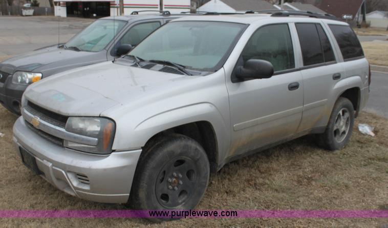 image for item F3453 2007 Chevrolet Trailblazer LS SUV