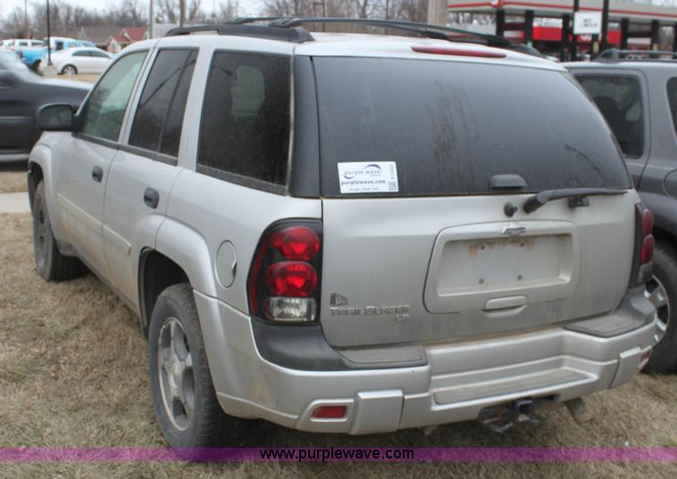 image for item F3453 2007 Chevrolet Trailblazer LS SUV