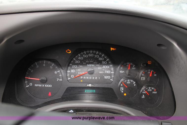 image for item F3453 2007 Chevrolet Trailblazer LS SUV