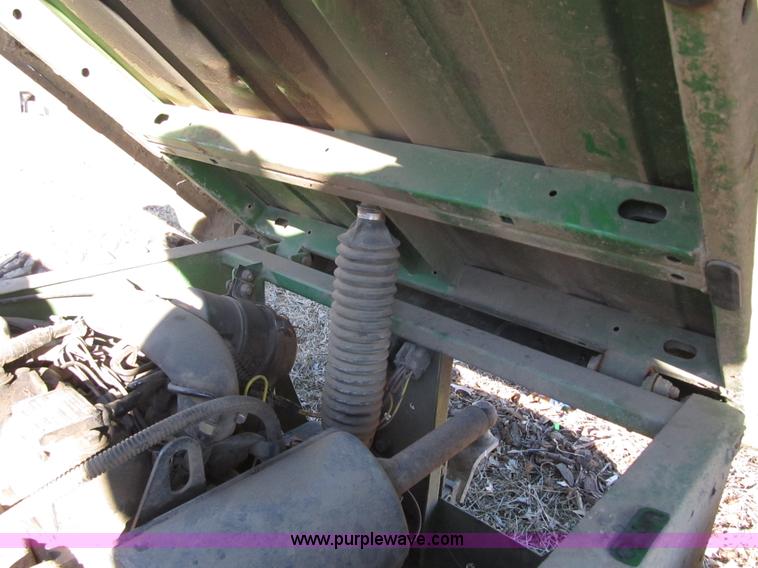 image for item F8942 John Deere Gator utility vehicle