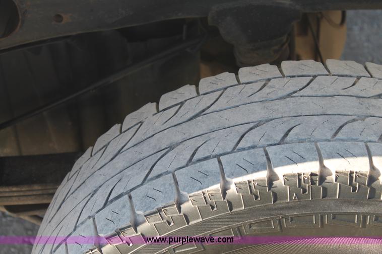 image for item H1671 2011 Chevrolet Silverado 2500HD LT Crew Cab pickup truck