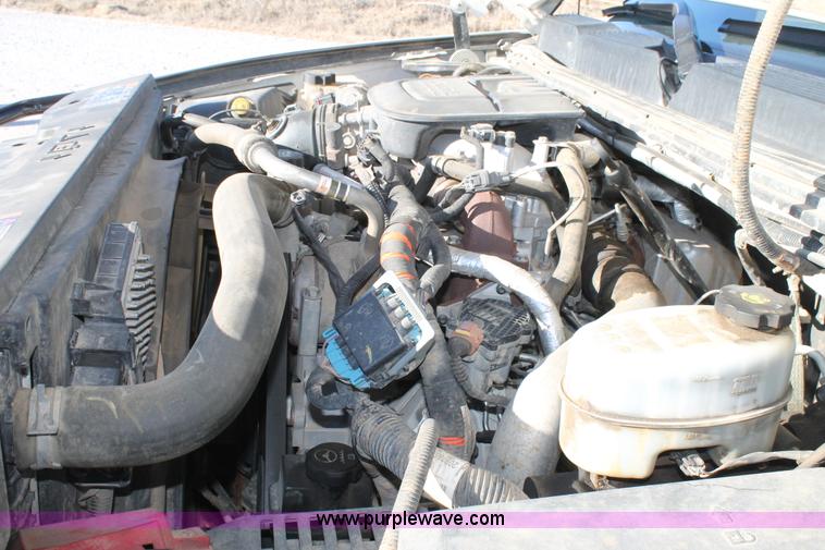 image for item H1671 2011 Chevrolet Silverado 2500HD LT Crew Cab pickup truck