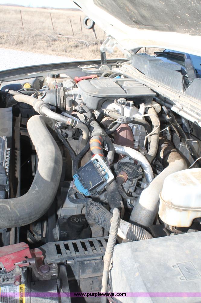 image for item H1671 2011 Chevrolet Silverado 2500HD LT Crew Cab pickup truck