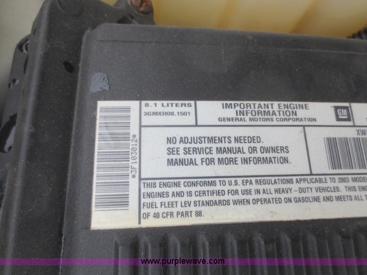 image for item I2127 2003 Chevrolet Silverado 2500HD Crew Cab pickup truck