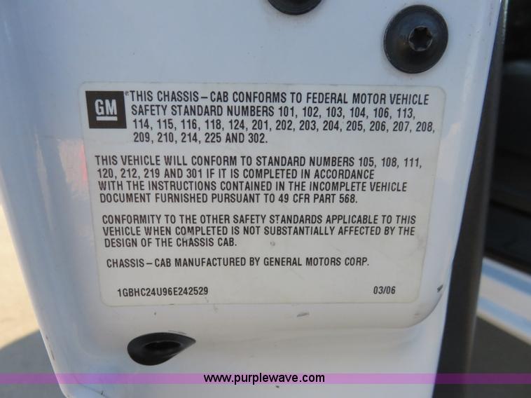 image for item I2407 2006 Chevrolet Silverado 2500HD flatbed pickup truck