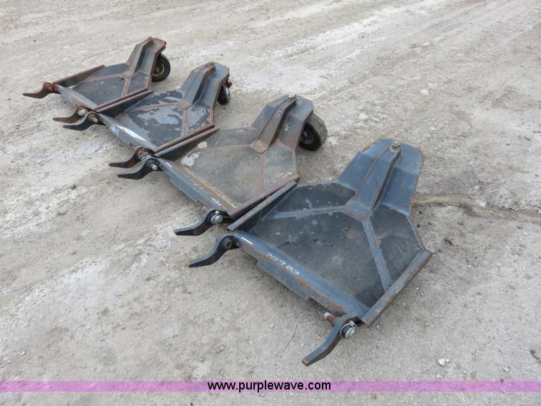 image for item I2412 (4) mini skid ride along platform