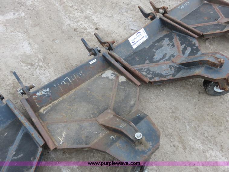 image for item I2412 (4) mini skid ride along platform