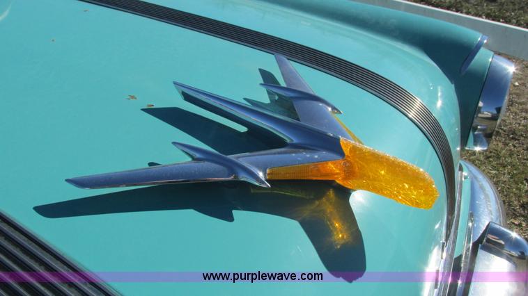 image for item I3126 1955 Pontiac Star Chief