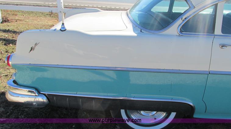 image for item I3126 1955 Pontiac Star Chief