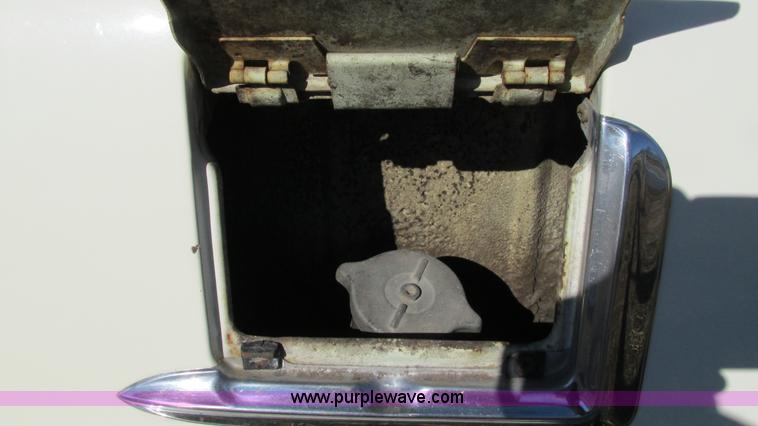 image for item I3126 1955 Pontiac Star Chief