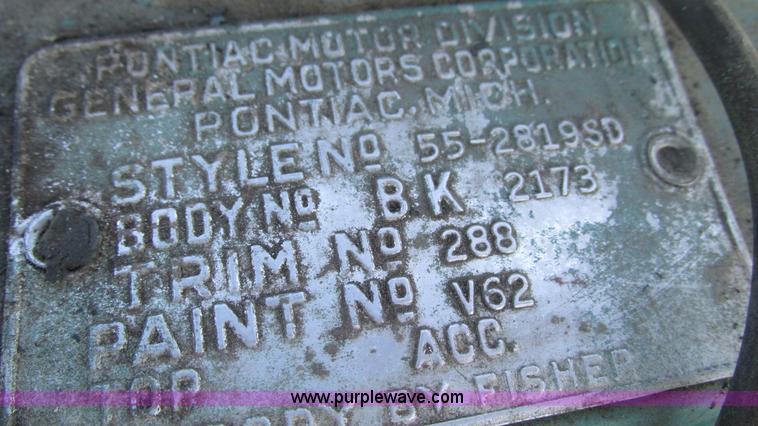 image for item I3126 1955 Pontiac Star Chief