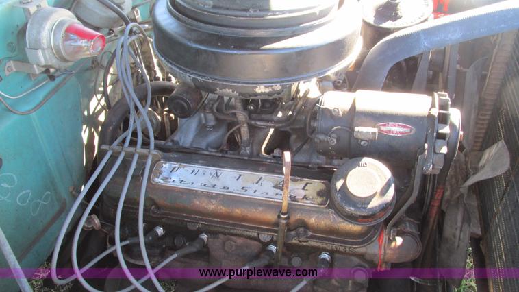 image for item I3126 1955 Pontiac Star Chief