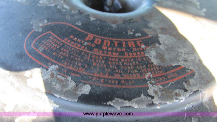 image for item I3126 1955 Pontiac Star Chief