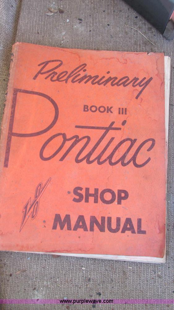 image for item I3126 1955 Pontiac Star Chief