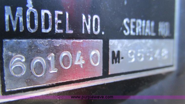 image for item I3127 2000 Ford F250 Super Duty pickup truck