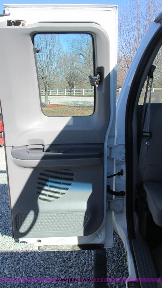 image for item I3127 2000 Ford F250 Super Duty pickup truck