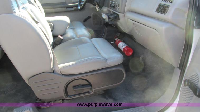 image for item I3127 2000 Ford F250 Super Duty pickup truck