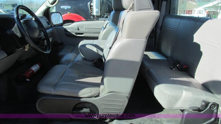 image for item I3127 2000 Ford F250 Super Duty pickup truck