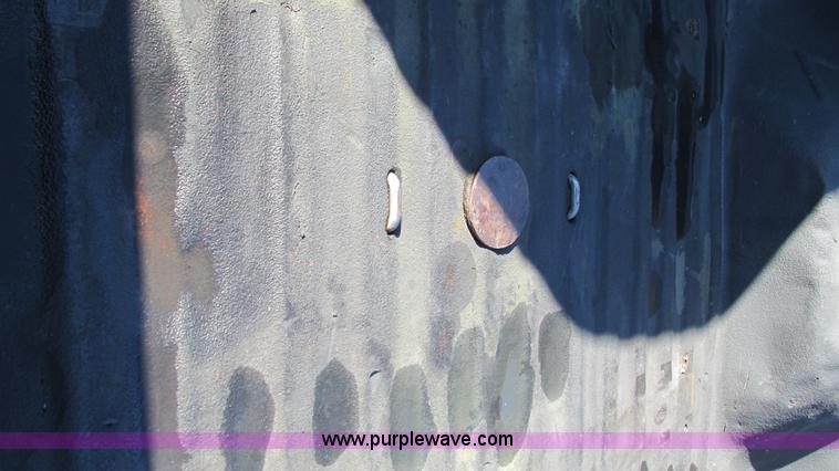 image for item I3127 2000 Ford F250 Super Duty pickup truck