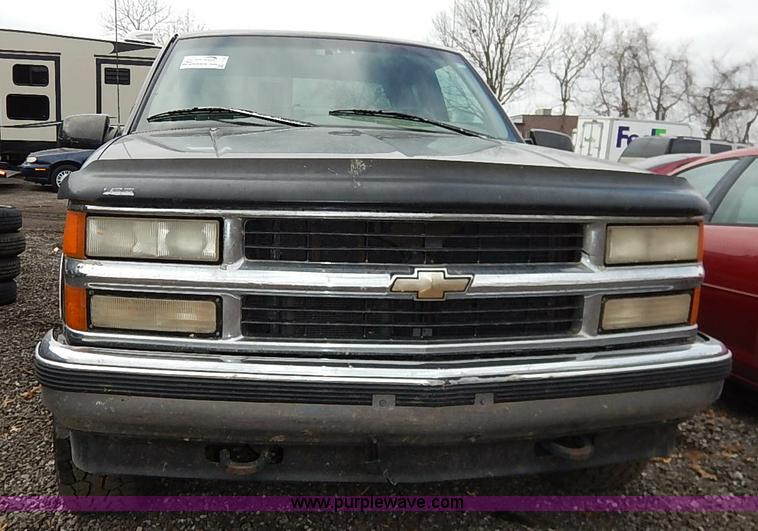 image for item I5159 1996 Chevrolet Silverado 1500 Z71 Ext. Cab  pickup truck