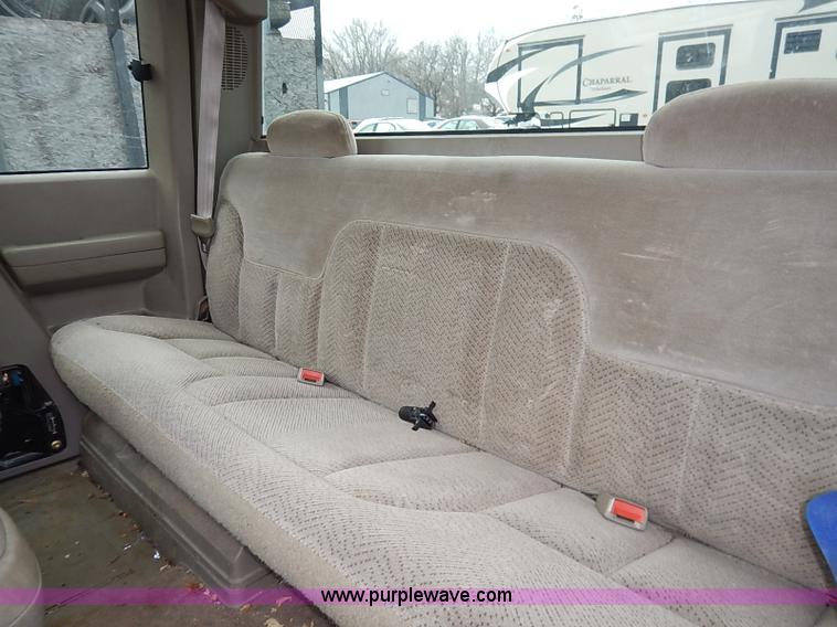 image for item I5159 1996 Chevrolet Silverado 1500 Z71 Ext. Cab  pickup truck