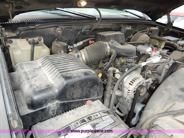 image for item I5159 1996 Chevrolet Silverado 1500 Z71 Ext. Cab  pickup truck