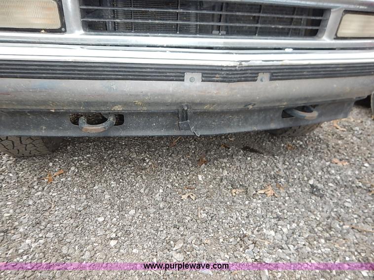 image for item I5159 1996 Chevrolet Silverado 1500 Z71 Ext. Cab  pickup truck