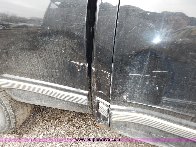 image for item I5159 1996 Chevrolet Silverado 1500 Z71 Ext. Cab  pickup truck