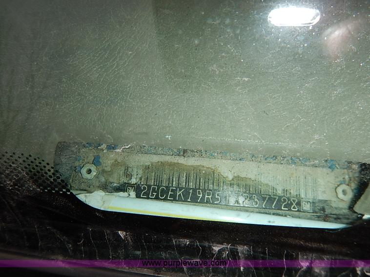 image for item I5159 1996 Chevrolet Silverado 1500 Z71 Ext. Cab  pickup truck