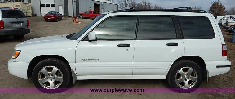 image for item I5174 2001 Subaru Forester S SUV
