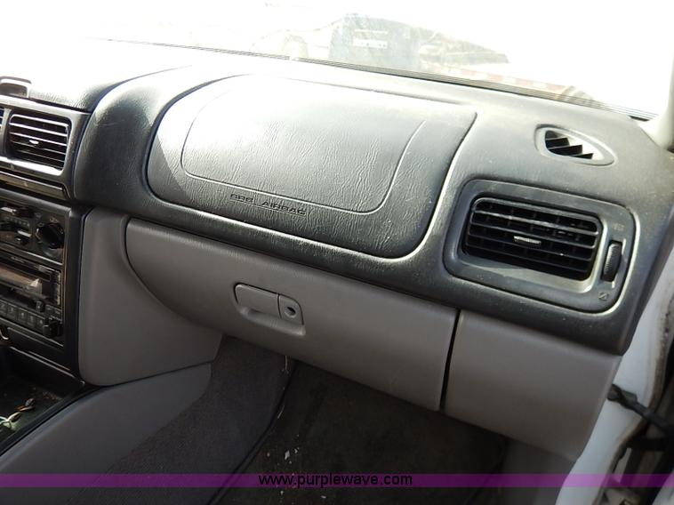 image for item I5174 2001 Subaru Forester S SUV