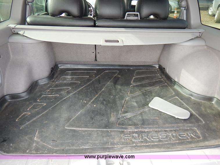 image for item I5174 2001 Subaru Forester S SUV