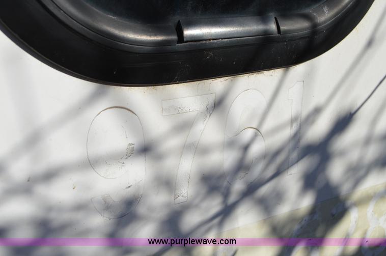 image for item I6858 2007 Ford Econoline E450 Starcraft bus