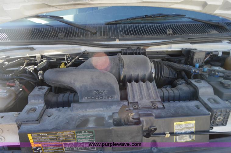 image for item I6858 2007 Ford Econoline E450 Starcraft bus