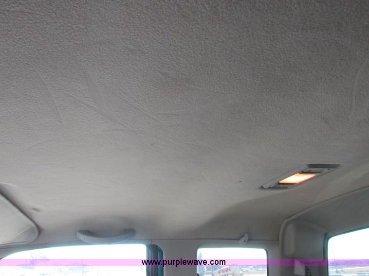 image for item I8807 1997 Chevrolet 1500 Ext. Cab pickup truck