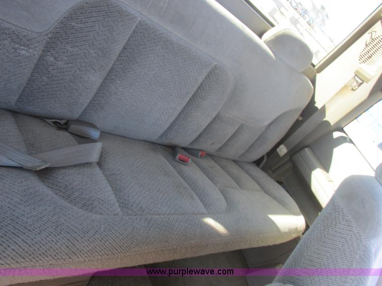 image for item I8807 1997 Chevrolet 1500 Ext. Cab pickup truck