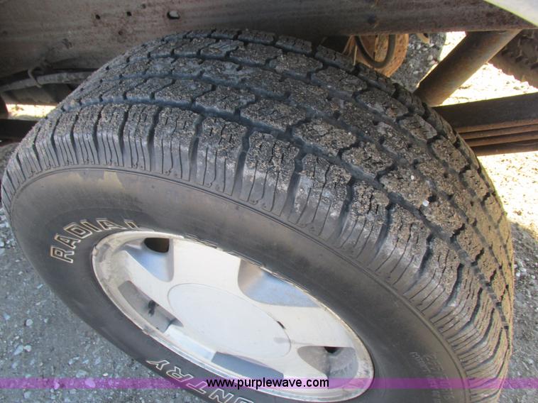 image for item I8807 1997 Chevrolet 1500 Ext. Cab pickup truck